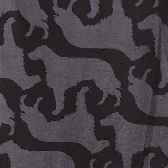 ❌SOLD❌NWT OS LLR Black & Gray Dog Printed Leggings - Picture 2 of 4